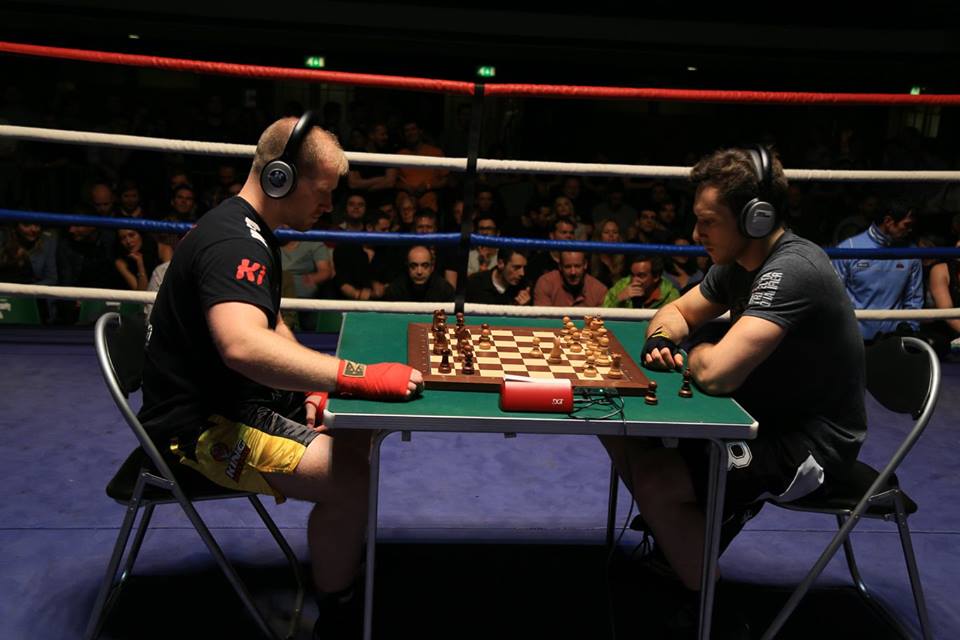 This kedger is the world champion of chessboxing!